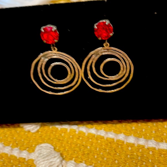Sabika popular retired earrings - Picture 1 of 3